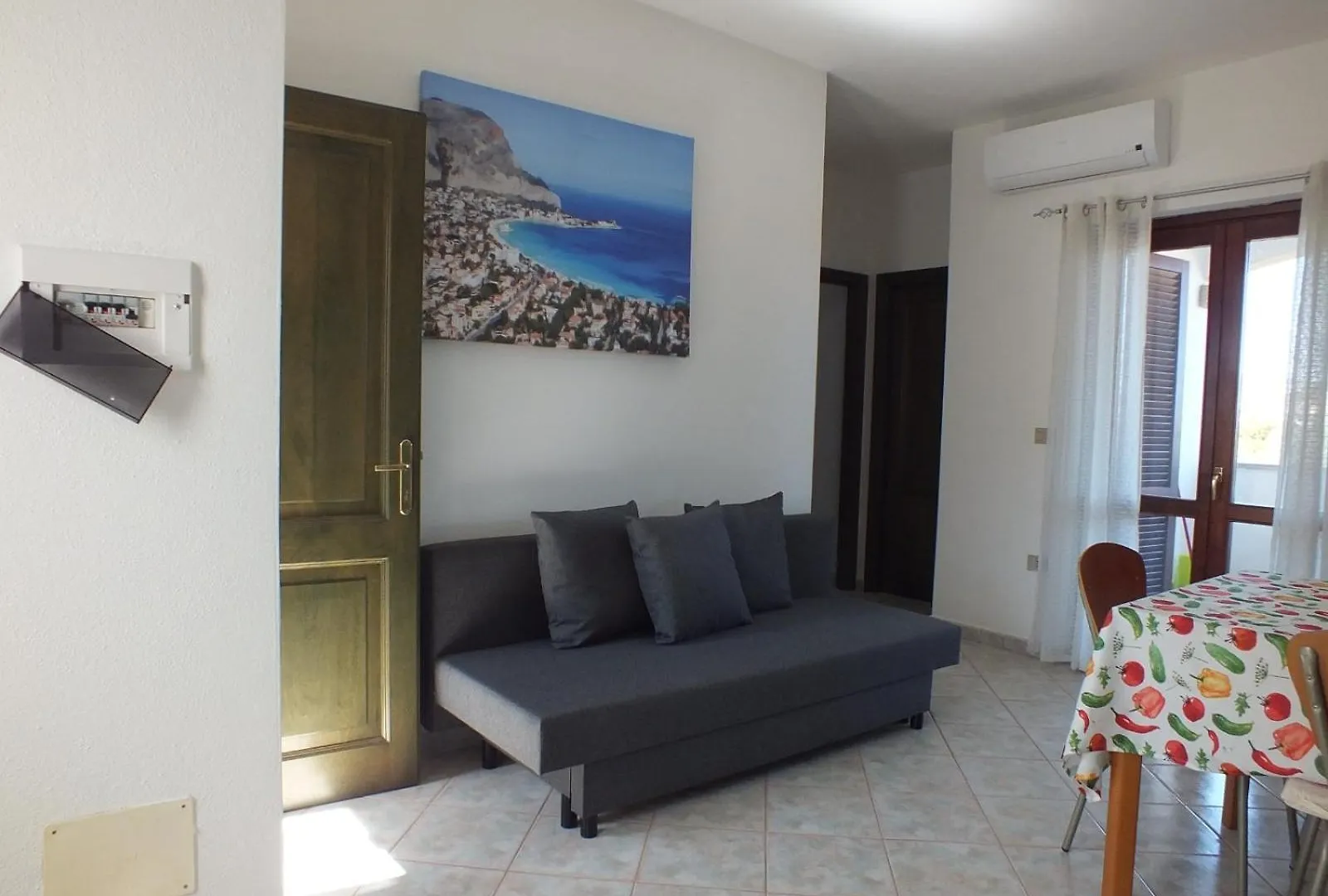 Casa Budoni Gemuetliche Ferienwohnung Zentral Doch Ruhig Gelegen 1Km Vom Strand Apartment