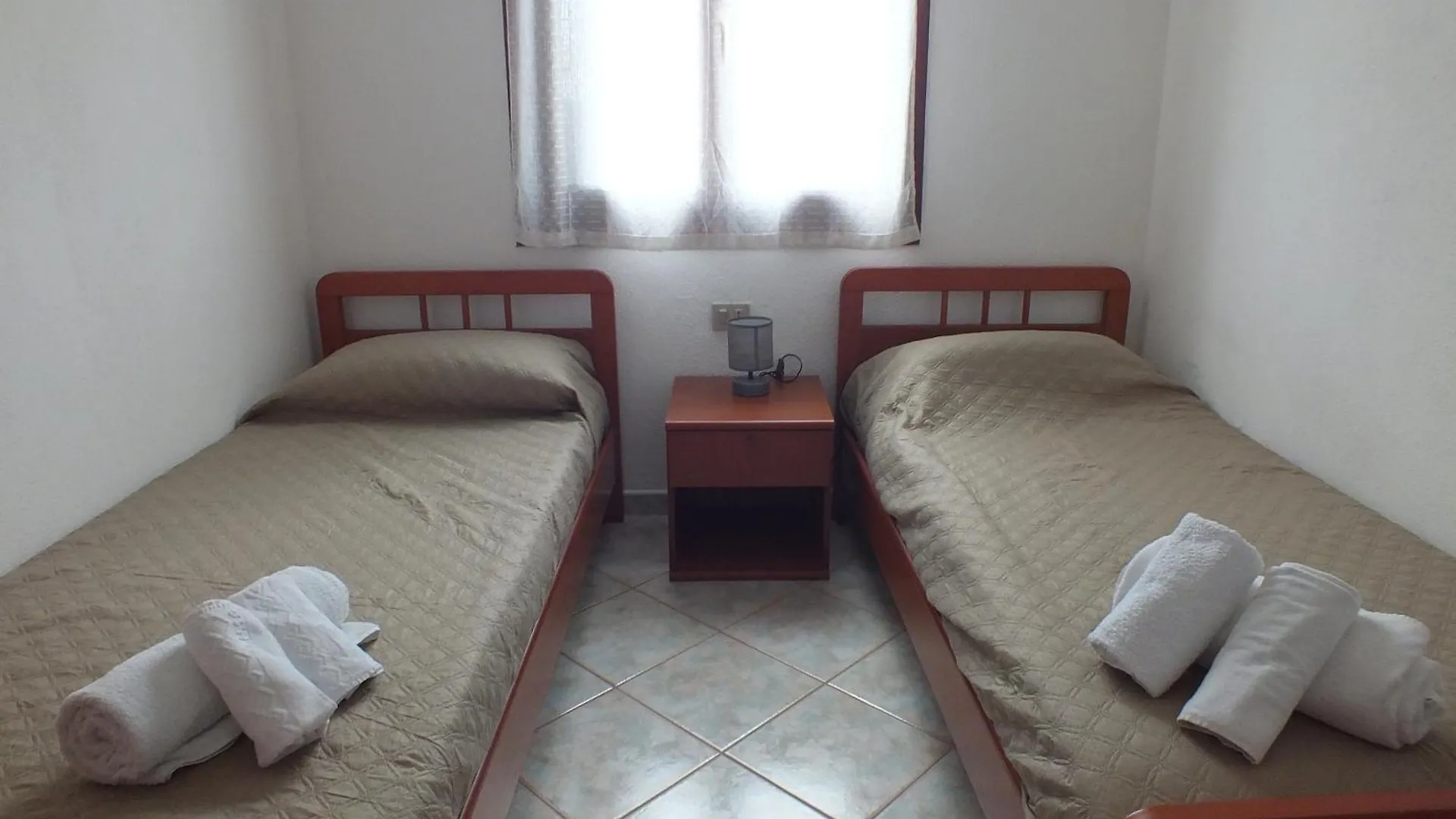 Apartment Casa Budoni Gemuetliche Ferienwohnung Zentral Doch Ruhig Gelegen 1Km Vom Strand